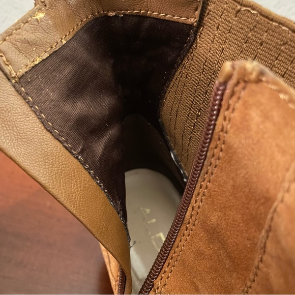 Aldo Suede Brown Boots Western Style Pointy Toes Size 8 - Picture 12 of 14